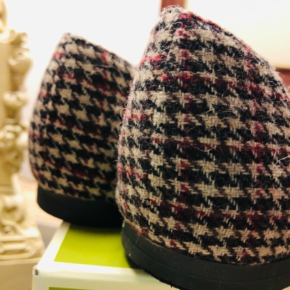 NIB Naturalizer, Flats, Size 7 - Picture 6 of 7